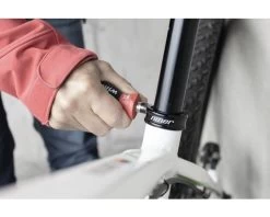 WIHA Schroevendraaier Stubby Met Bitmagazijn -Gereedschapsopslag DV 8 10394865 03 4c NL 20210121194651