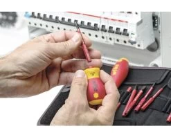 WIHA Schroevendraaier Stubby Electric SlimVario Met Bithouderset, 4-delig -Gereedschapsopslag DV 8 10394867 01 4c NL 20210121191750