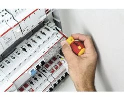 WIHA Schroevendraaier Stubby Electric SlimVario Met Bithouderset, 4-delig -Gereedschapsopslag DV 8 10394867 03 4c NL 20210121191750